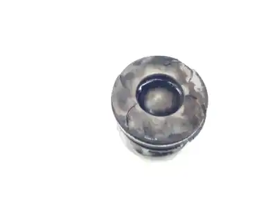 Second-hand car spare part piston for clase c clase m 4.0 cdi 32v oem iam references a6280300817  a6280300817