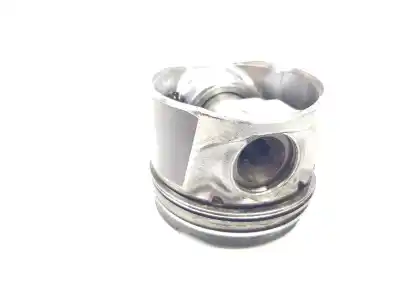 Second-hand car spare part piston for clase c clase m 4.0 cdi 32v oem iam references a6280300817  a6280300817