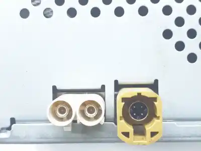 Second-hand car spare part audio system / radio cd for skoda superb 2.0 tdi oem iam references 3v0035871b  3v0035871b