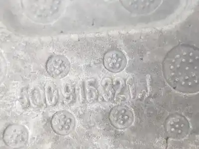 Second-hand car spare part medium for skoda superb 2.0 tdi oem iam references 5q0915321j  5q0915331k