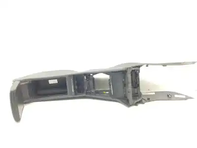 Автозапчастина б/у центральний подлокник для skoda superb 2.0 tdi посилання на oem iam 3v1863046  3v1863242