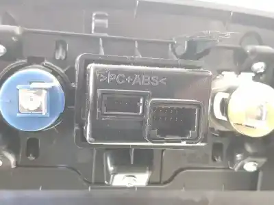 Pezzo di ricambio per auto di seconda mano bracciolo centrale per kia optima (jf) 1.7 crdi riferimenti oem iam 84601d4020fd4  84610d4400wk