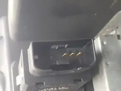 Автозапчастина б/у бардачок для skoda superb 2.0 tdi посилання на oem iam 3v1857097ak  3v1857097ak