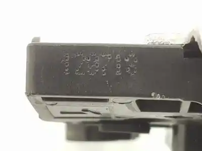 Pièce détachée automobile d'occasion coffre / serrure de porte pour toyota aygo 1.0 références oem iam 693700h011 693700h011 