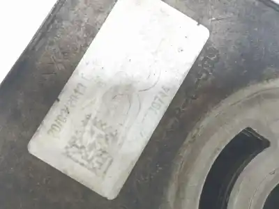 Tweedehands auto-onderdeel olie radiator voor renault kangoo profesional 68 cv / 50 kw oem iam-referenties 8200779744  8200779744