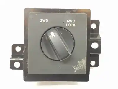 Peça sobressalente para automóvel em segunda mão comando 4x4 por dodge nitro 2.8 crd 4wd referências oem iam 68020962aa  68020962aa