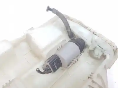 Second-hand car spare part windscreen washer bottle for bmw 3 (e90) 320 d oem iam references 7124231  61667238669