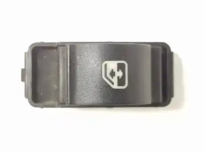 Second-hand car spare part right front power window switch for iveco daily furgón 2.3 diesel oem iam references 5801511730  5802804533