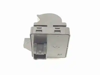 Second-hand car spare part left front power window switch for iveco daily furgón 2.3 diesel oem iam references 5801511729  5801511729