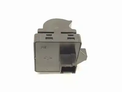 Second-hand car spare part left front power window switch for iveco daily furgón 2.3 diesel oem iam references 5801511729  5801511729