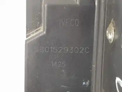 Автозапчастина б/у замок передній праві двері для iveco daily furgón 2.3 diesel посилання на oem iam 5801529302  5801529302