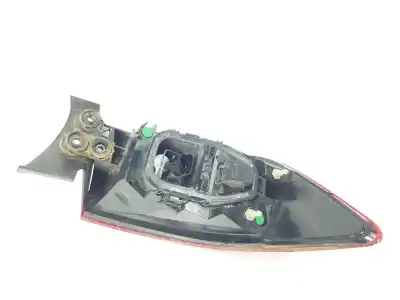 Pièce détachée automobile d'occasion feu arrière droit pour renault clio iv 1.2 16v cat (bivalent. gasolina / gpl) (d4f) 72 cv / 53 kw références oem iam 265506608r  265506608r