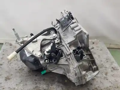 Автозапчасти б/у коробка передач за renault clio iv 1.2 16v cat (bivalent. gasolina / gpl) (d4f) 72 cv / 53 kw ссылки oem iam jh3367  320107799r