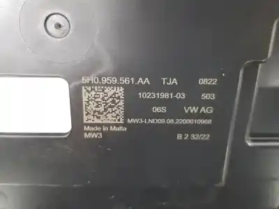 Автозапчастина б/у внутрішне світло для cupra leon 2.0 tsi посилання на oem iam 5h0959561aa  5h0959561aa