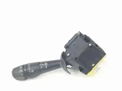 Pièce détachée automobile d'occasion commande d'essuie glace pour renault clio iv 1.2 16v cat (bivalent. gasolina / gpl) (d4f) 72 cv / 53 kw références oem iam 255675887r  8201168016