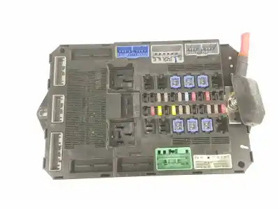 Second-hand car spare part fuse box unit for jaguar xf 2.2 d oem iam references dx2314b476ag c2z32332 