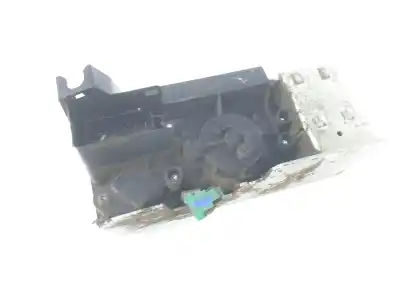 Pièce détachée automobile d'occasion serrure de porte avant droite pour ford tourneo connect (tc7) 1.8 tdci cat références oem iam 8t1av21812cb 5197940 