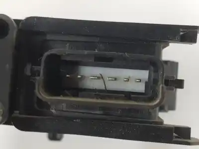 Second-hand car spare part left front window motor for hyundai i20 ii (gb, ib) 1.2 oem iam references 82401c8020  82450c8010