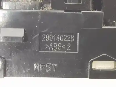 Автозапчастина б/у управління дзеркалами для hyundai i20 ii (gb, ib) 1.2 посилання на oem iam 299140228  299140367