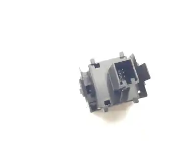 Автозапчастина б/у управління світлом для skoda fabia 1.0 mpi посилання на oem iam 3b0947105cy20  