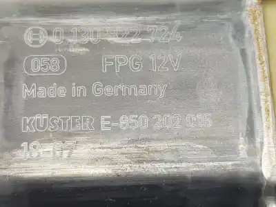 Автозапчастина б/у двиг скла задне ліво для skoda fabia 1.0 mpi посилання на oem iam 6v0959811a  