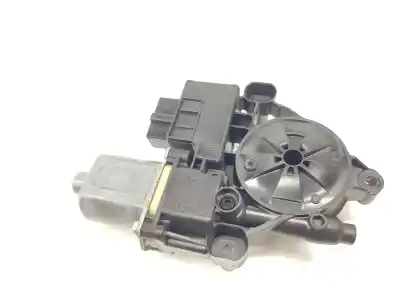 Автозапчастина б/у двиг скла задне ліво для skoda fabia 1.0 mpi посилання на oem iam 6v0959811a  