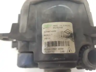 Second-hand car spare part right fog light for renault scénic ii (jm0/1_) 1.5 dci (jm1e, jm16) oem iam references 8200074008  8200074008