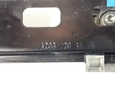Second-hand car spare part passenger side right window regulator for clase c clase c berlina 2.2 cdi oem iam references a2037203046  a2037203046