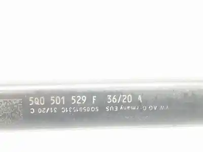Автозапчастина б/у правий задний кронштейн для volkswagen passat variant (cb5) executive 150 cv / 110 kw посилання на oem iam 5q0501529f  5q0501529f Автозапчастина б/у правий задний кронштейн для volkswagen passat variant (cb5) executive 150 cv / 110 kw посилання на oem iam 5q0501529f  5q0501529f