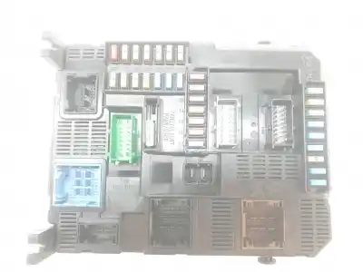 Peça sobressalente para automóvel em segunda mão caixa de fusíveis e relés por peugeot 208 (p2) allure referências oem iam 9819850080