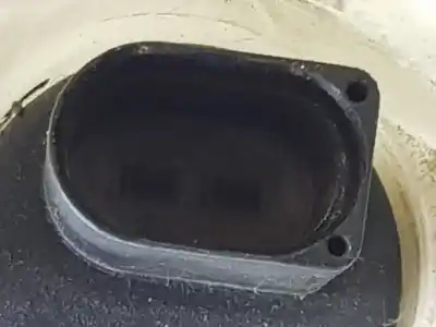 Second-hand car spare part windscreen washer bottle for bmw 3 (e46) 320 d oem iam references 61678362562  7008057