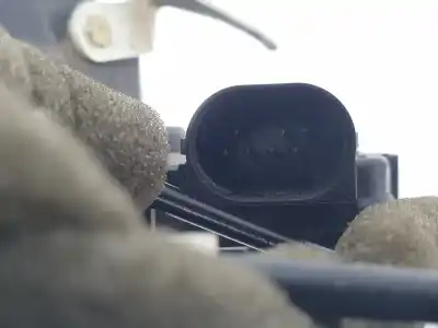 Second-hand car spare part front right door lock for bmw 3 (e46) 320 d oem iam references 7011308  51217011308