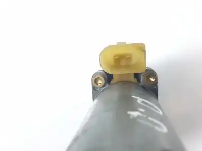 Second-hand car spare part right front window motor for bmw 3 (e46) 320 d oem iam references 67628362064  8362064