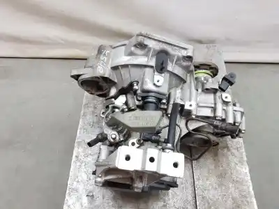 Автозапчастина б/у коробка передач для q7 a3 1.8 20v посилання на oem iam egv  02j300047t