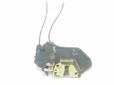 Second-hand car spare part rear left door lock for toyota land cruiser (j12) 3.0 turbodiesel oem iam references 6906060090 6906060091 