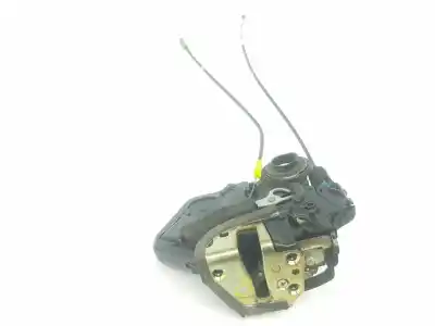 Second-hand car spare part rear left door lock for toyota land cruiser (j12) 3.0 turbodiesel oem iam references 6906060090 6906060091 