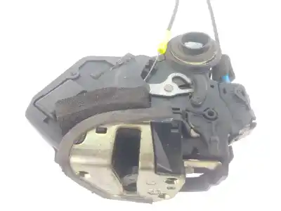 Second-hand car spare part rear left door lock for toyota land cruiser (j12) 3.0 turbodiesel oem iam references 6906060090 6906060091 