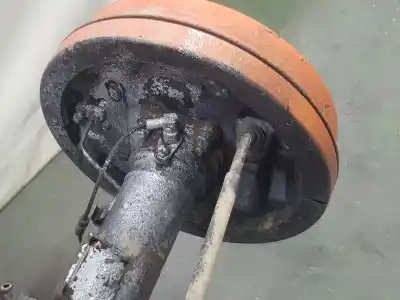 Автозапчастина б/у задня вісь для mitsubishi l 200 2.5 di-d посилання на oem iam 3711a177  mr483358