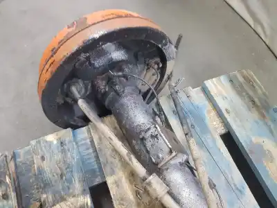 Автозапчастина б/у задня вісь для mitsubishi l 200 2.5 di-d посилання на oem iam 3711a177  mr483358