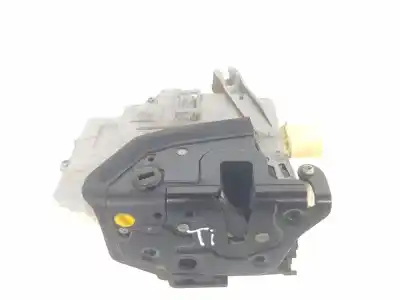 Автозапчастина б/у замок дверей заднього лівого для a3 q7 3.0 v6 24v tdi посилання на oem iam 3c4839015a  8k0839015