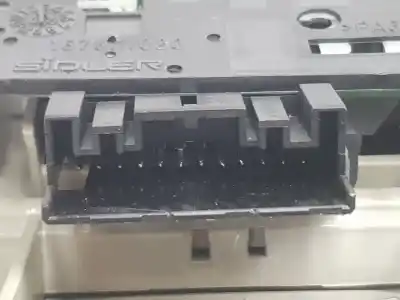 Автозапчастина б/у внутрішне світло для a3 q7 3.0 v6 24v tdi посилання на oem iam 4l0947135f  4l0947140