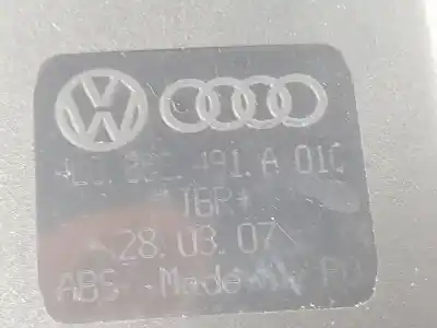 Автозапчасти б/у задний левый ремень безопасности за a3 q7 3.0 v6 24v tdi ссылки oem iam 4l0857811  4l0857811