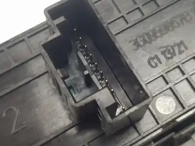 Peça sobressalente para automóvel em segunda mão botão / interruptor elevador vidro dianteiro esquerdo por skoda superb combi (3v5) sportline 4x4 referências oem iam 3g0959857b  3g0959857b