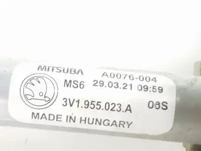 Автозапчастина б/у двигатель передніх склоочисників для skoda superb combi (3v5) 2.0 tdi посилання на oem iam 3v1955023a  3v1955023a