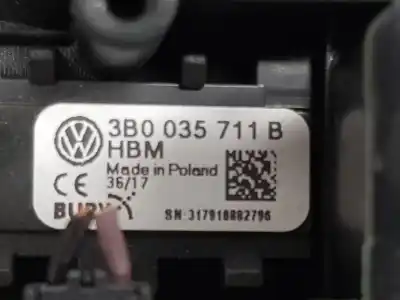 Автозапчастина б/у внутрішне світло для skoda superb (3v3) 2.0 tdi посилання на oem iam 3v0868837b  5ta947105a