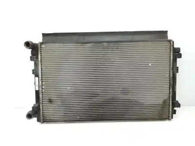 Автозапчастина б/у водяний радіатор для skoda superb (3v3) 2.0 tdi посилання на oem iam 5q0121251gd