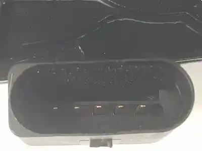 Автозапчастина б/у коробка метелика для skoda superb combi (3v5) 2.0 tdi посилання на oem iam 5q0253691g  05l128063e