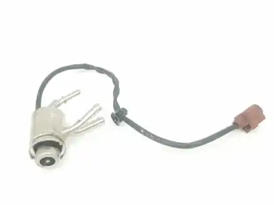 Peça sobressalente para automóvel em segunda mão injetor por skoda superb combi (3v5) sportline 4x4 referências oem iam 05l131113g