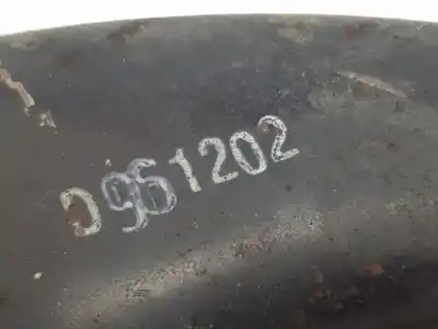 Second-hand car spare part front right upper suspension arm for mitsubishi montero   (v3_w, v2_w, v4_w) 2.8 td (v46w, v26w) oem iam references mr296096  mr296096