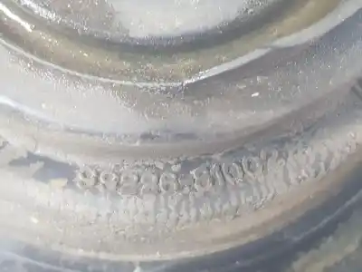 Second-hand car spare part right headlight for mitsubishi montero   (v3_w, v2_w, v4_w) 2.8 td (v46w, v26w) oem iam references mb831068  mb683888